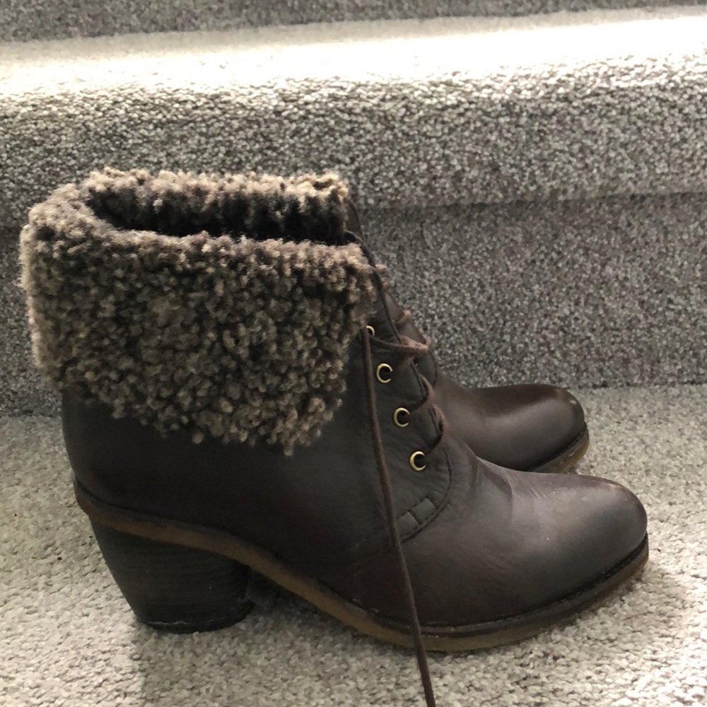 brown boots